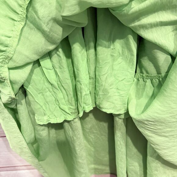 Free the Roses Green Midi Dress Size XS Ruffle Tiered Smocked Waist Feminine - Picture 2 of 11